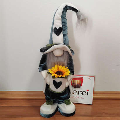 Bársony zöld manófiú